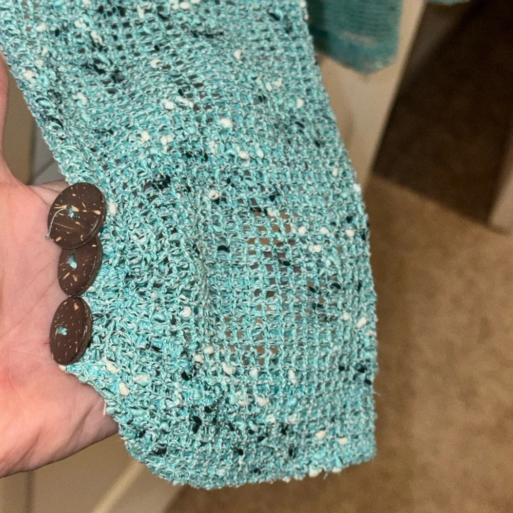 XL Katie Todd Crochet Top Cover Up Blue With Wooden Buttons! - Picture 3 of 9